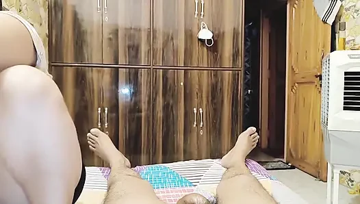 Анальный секс глубоко в глотку, дырку пробурили большим хуем
