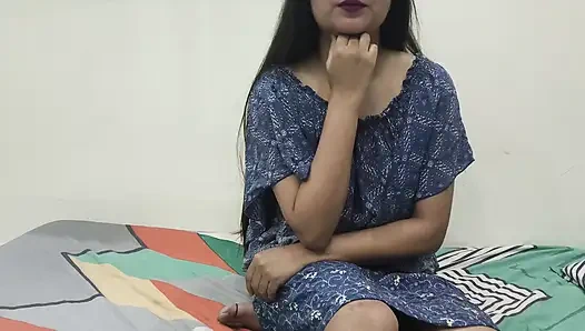 Возбужденная индианка Saara мастурбирует себя, очень горячее XXX видео