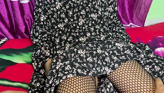 Spend a quality time with my sexy girl friend in my friends house