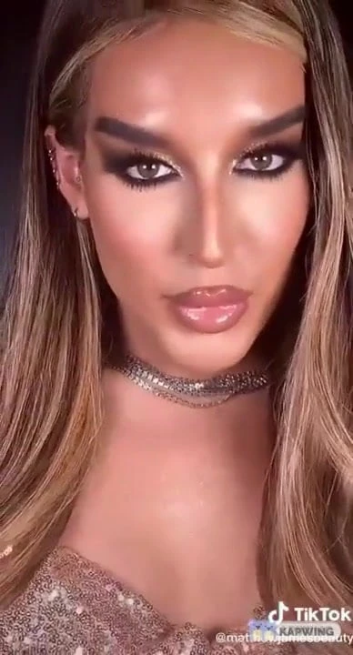 Tranny face to tribute