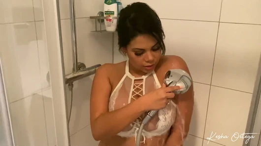 Horny Slut Kesha Ortega Rubs Her Stunning Body And Wet Pussy!