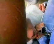 Headscarf girl blowjob in car