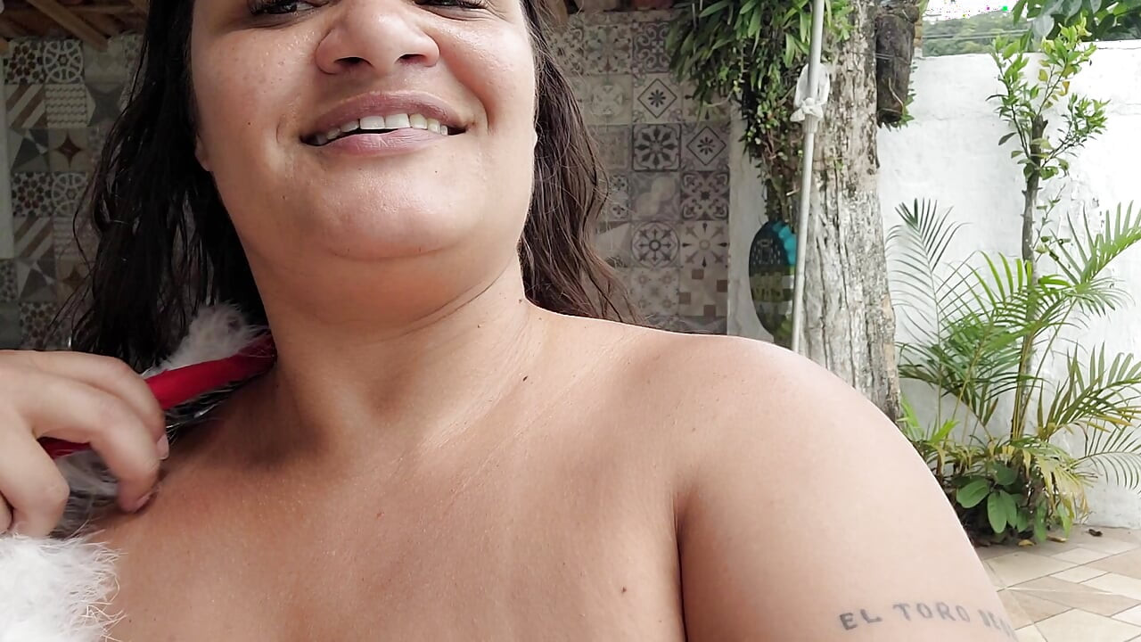 Moș Crăciun cu foc în vagin