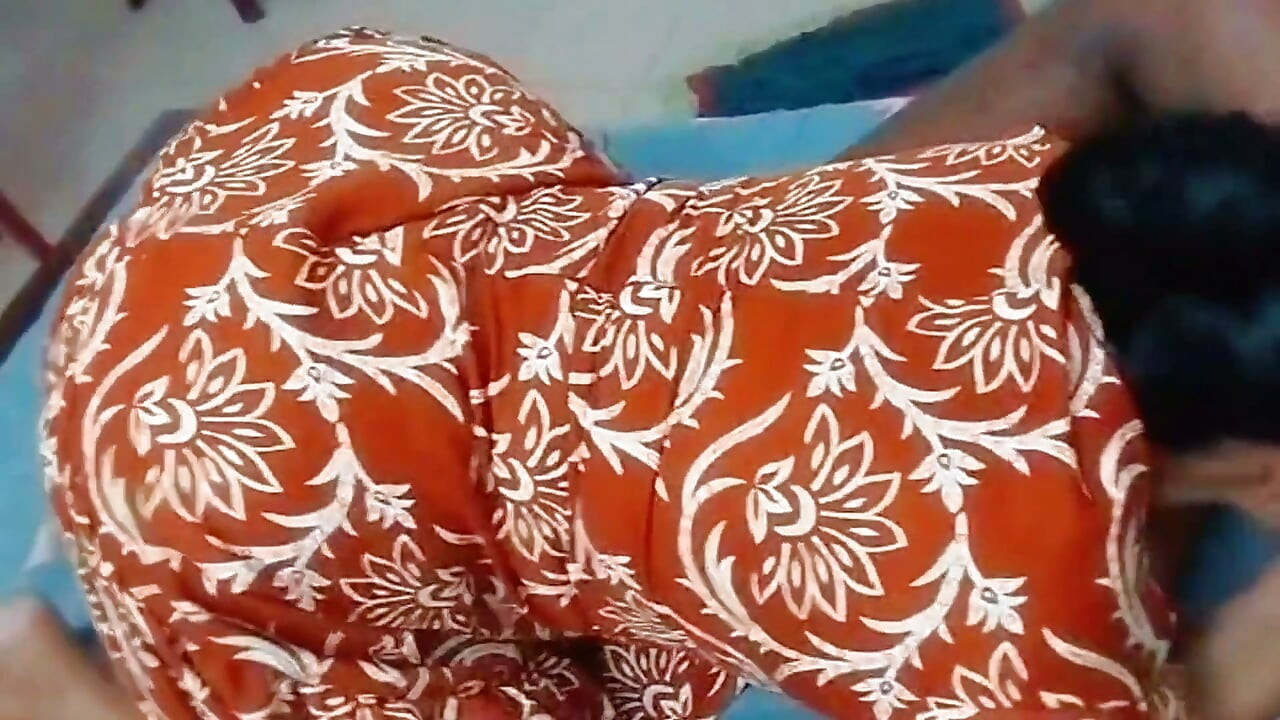 Went to a Room with the My Friend's Wife