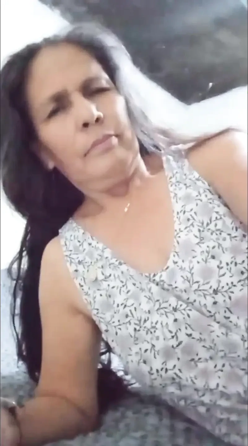 抚摸我的