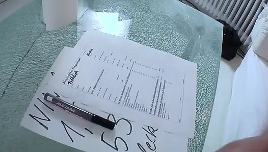 Pelacur rambut pirang dengan toket besar lagi asik seks anal dan dildo ukuran raksasa