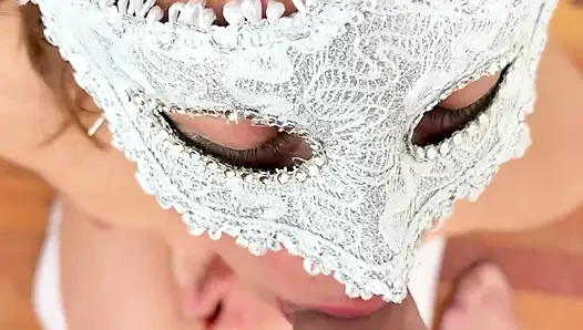 En sevdiğim abonenin gözüne boşalması için özel video