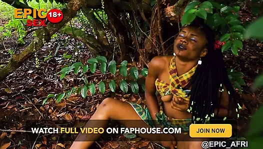 Упрямая деревенская тинка мастурбирует и кончает на ферме