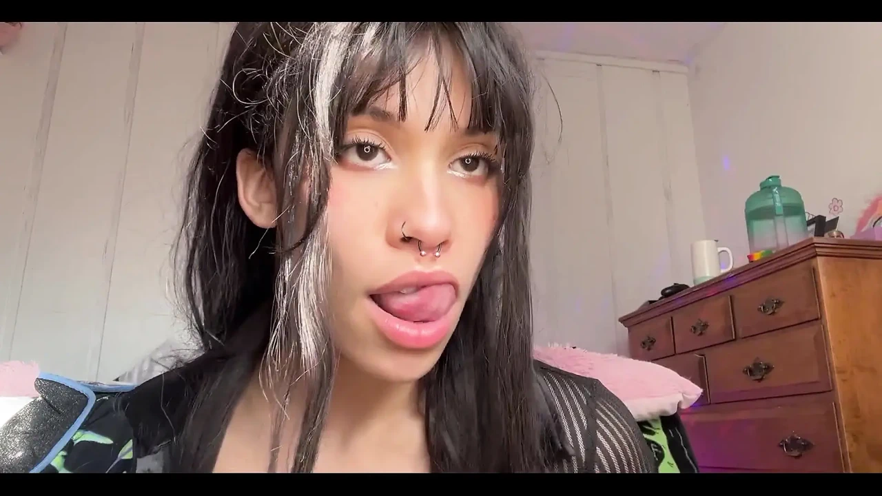 你喜欢苗条的女孩？