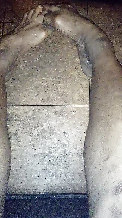 Aşırı ayak oyunu fetişi ayak oyunu