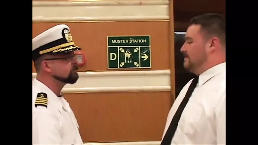 A good tip for that waiter!