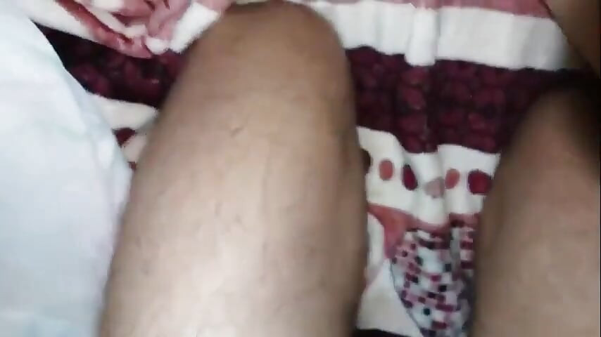 Fazendo sexo com uma mulher rica e rabuda com uma buceta muito vermelha