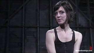 Carrie Expands Her BDSM Experiences