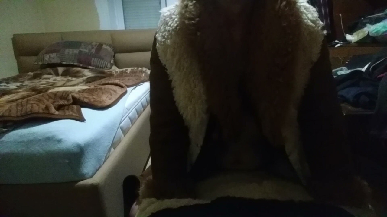 I want you like this under me in furs
