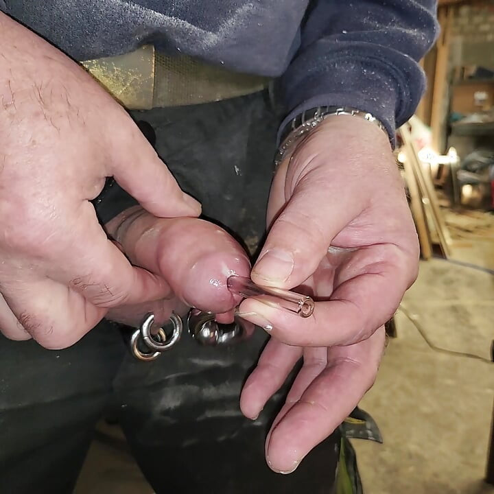 Sperma pancutan mani melalui tiub kaca