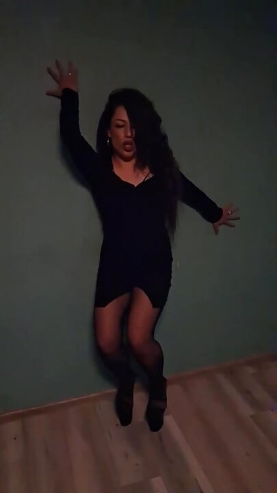Milf sexy stiefmoeder langzaam bewegend
