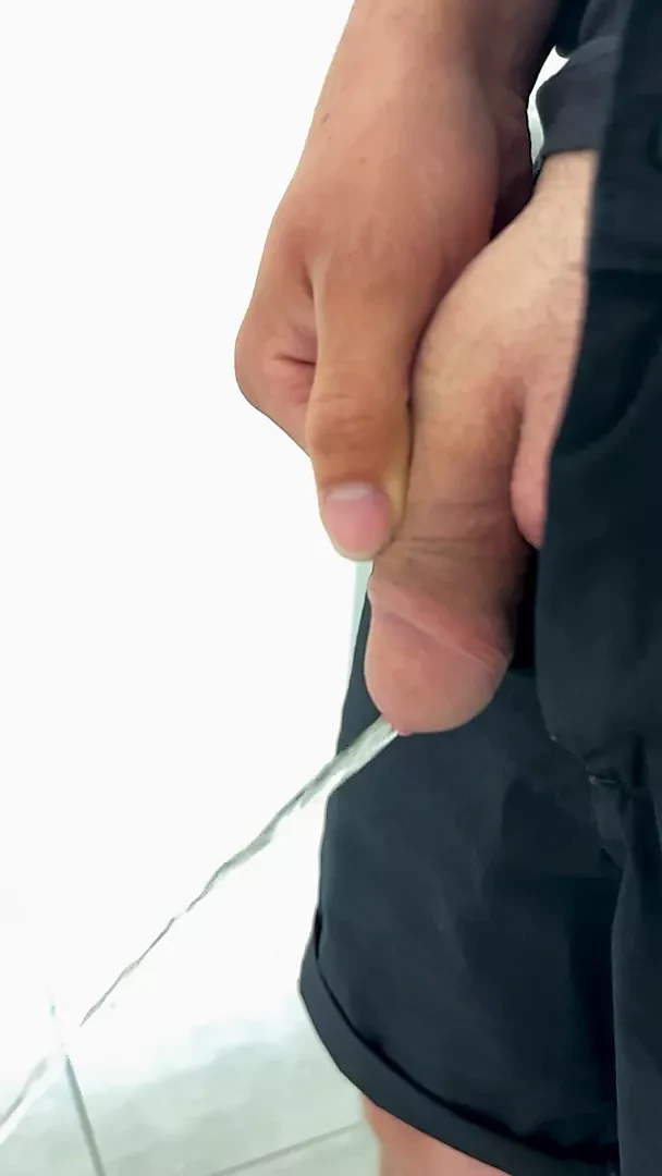 Teen boy piss slow motion pov closeup big dick masturbate gay daddy