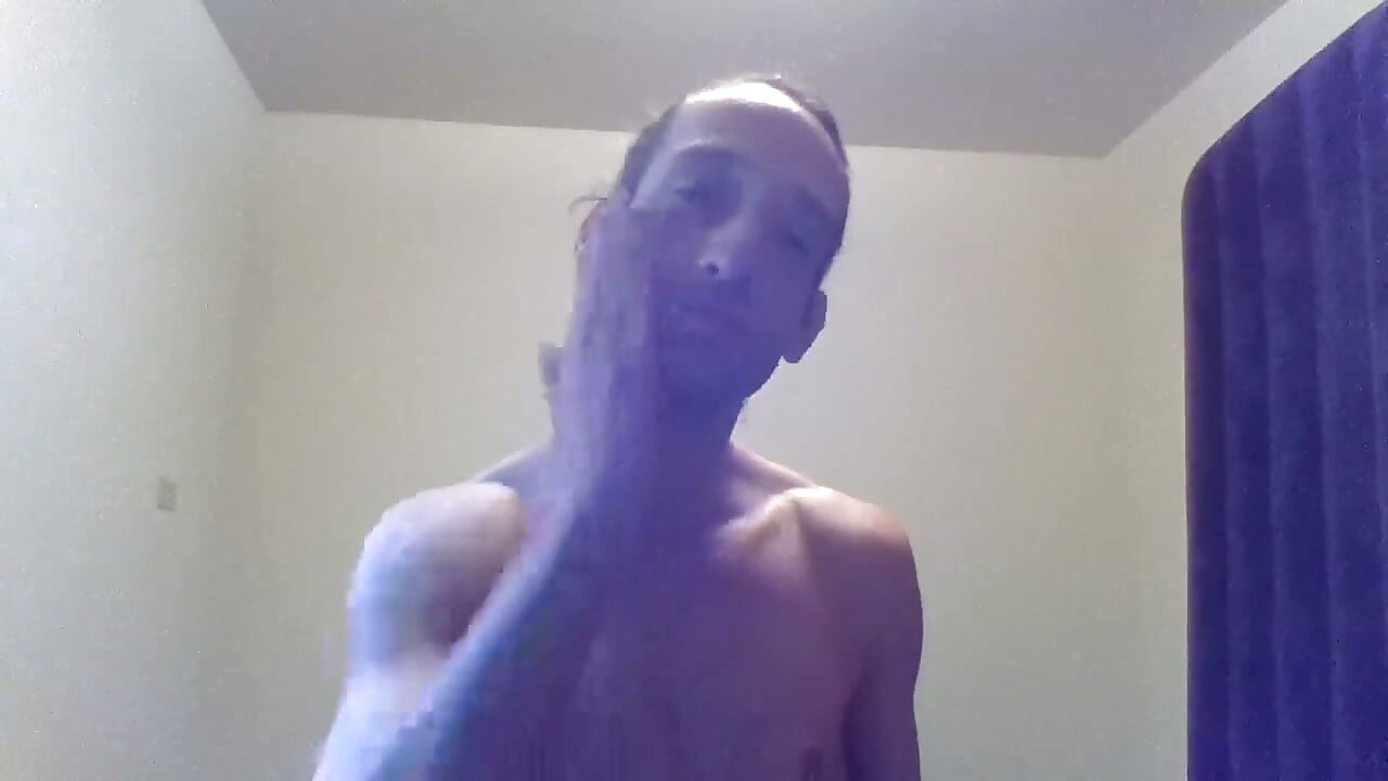 Transgirl Shaving Her Face