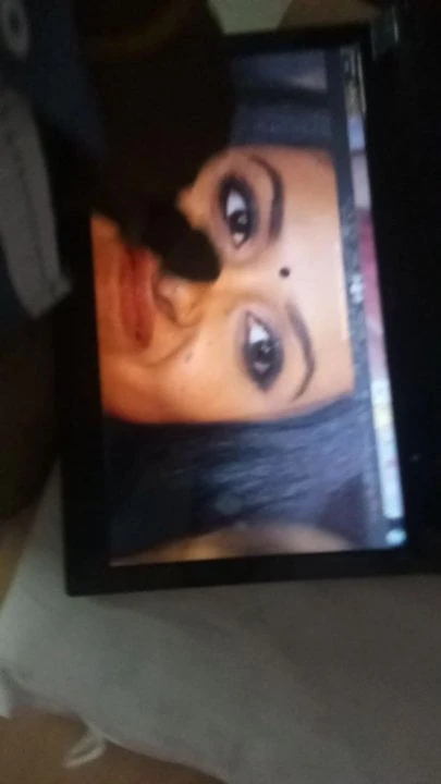 Cum On Keerthi Suresh Sema Face Ivalku