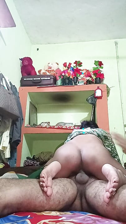 Desi Pooja Bhabhi Cowgirl