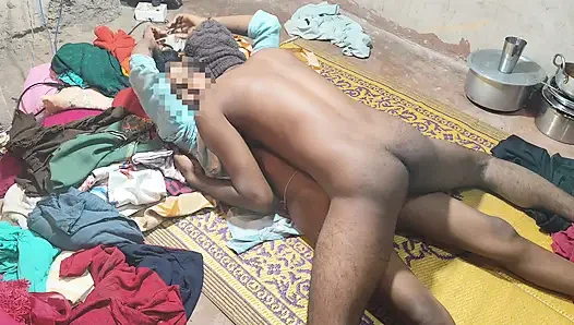 Desi village girl fucked by city boy takes advantage of summer weather in room