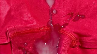 Pancutan mani pada seluar dalam isteri 4