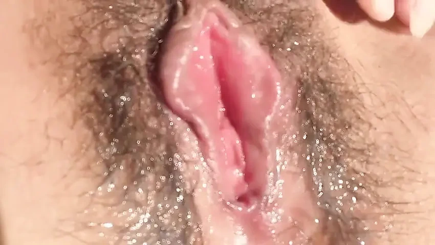 湿漉漉的阴户特写如此混乱