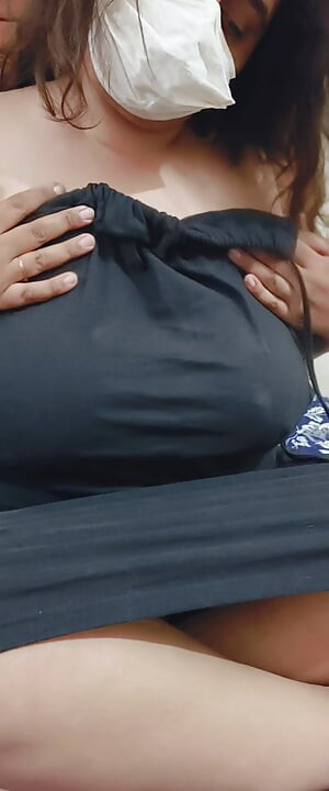 מורה פקיסטנית מזיינת את התלמיד שלה. מורה עם ציצים גדולים