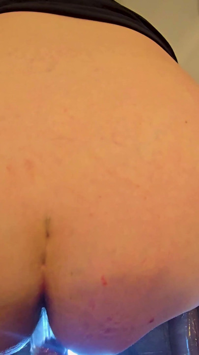 Hungry throat breaks through creamed tight ass without restraint | Clip 1