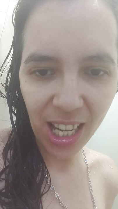 ¡El mejor show de ducha gratis nunca!