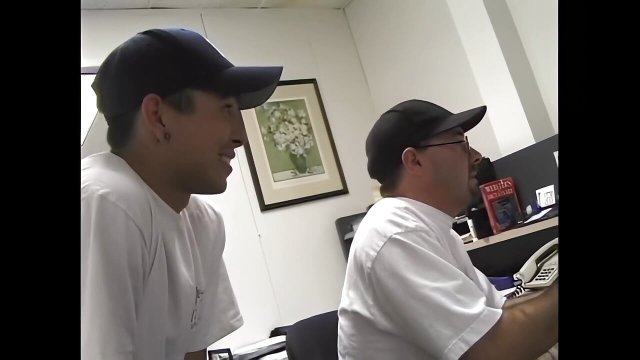 체리 체이스: 빨간 머리 음부를 가진 젊은 섹스 여신