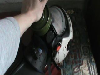 Bodybag in neoprene, maschera antigas e casco da motociclista - 2