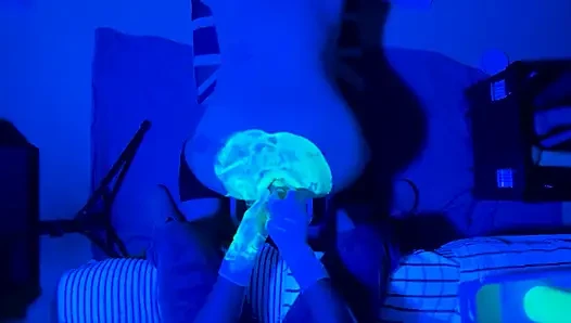 Fisting uv