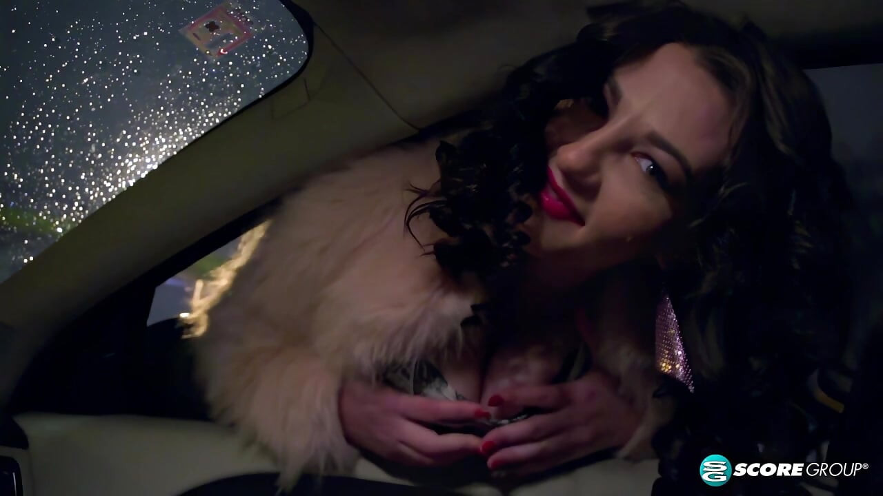 Hakad på Vanessa Y.