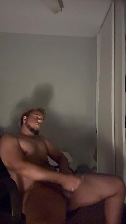 White boy beating his shit