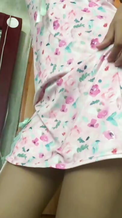 TEEN 18 IN PAJAMAS. Masturbation