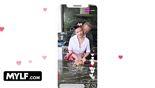 Die engagierte tradwife alison rey bedient ihren ehemann in jeder erdenklichen weise