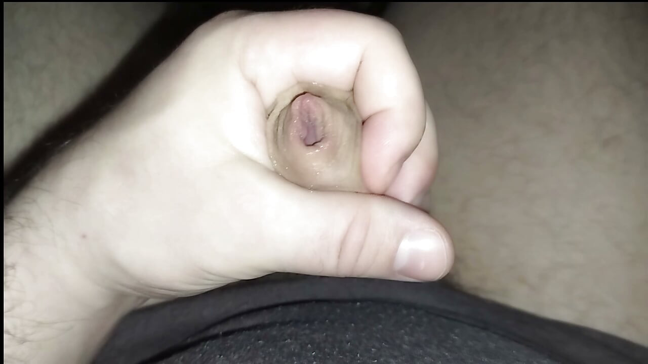 Close Up masturbation uncut cock and cumshot
