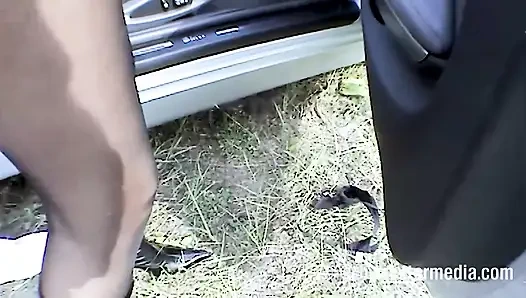 Berlin Ku'dammraser Drags Horny Chick off