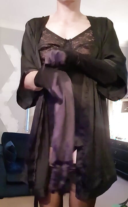 ถุงมือสีดําสําหรับกู