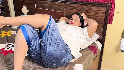 Heiße indische bhabhi wird von Devar gefickt, ganze nacht leidenschaftliche Desi-begegnung