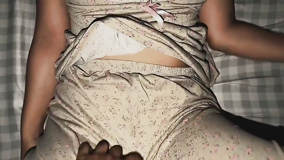 Viral sexy asian wife was fucked at night by her boss