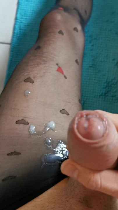 Cum in pantyhose 5