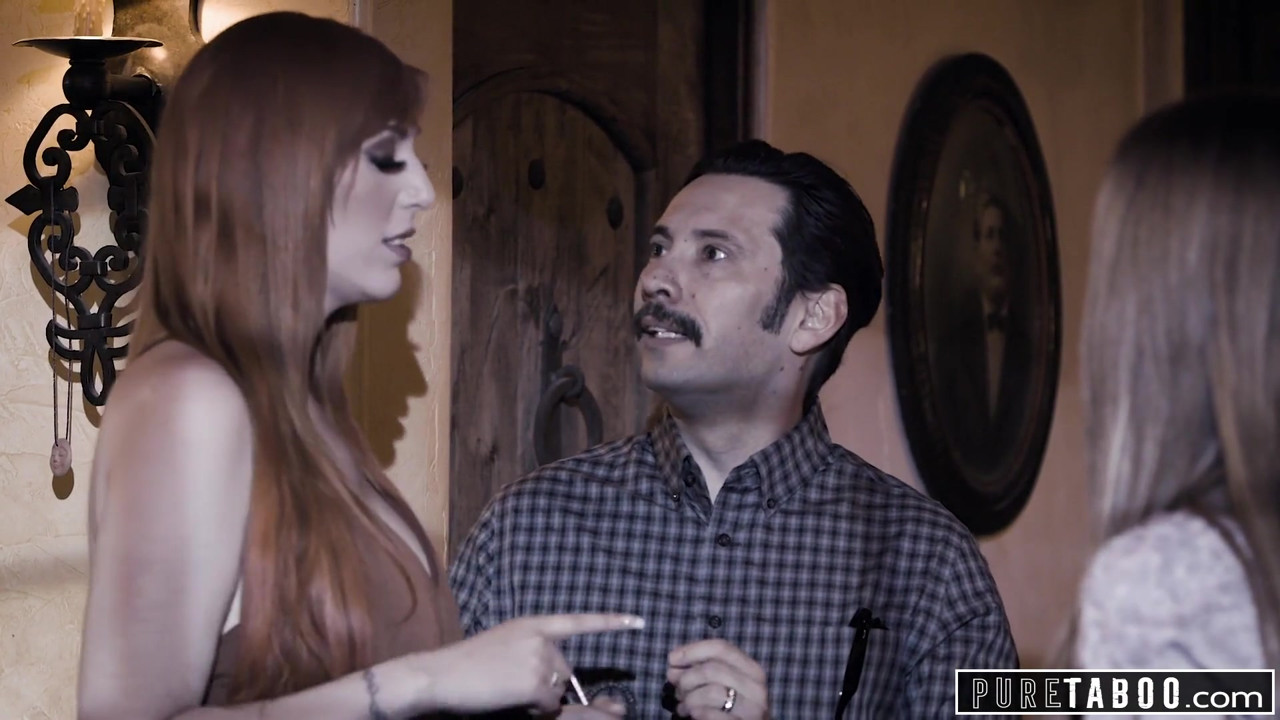 欲求不満のカップルはベビーシッターとセックスしたい