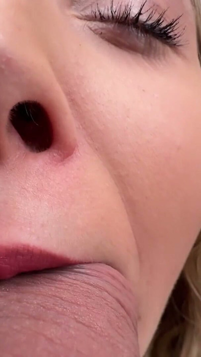 HUNT4K. How much will you pay me for a Blowjob? | Clip 1