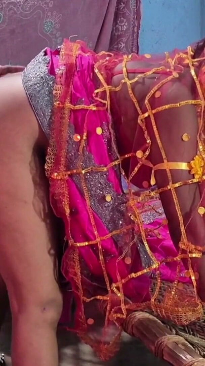 Sona Bhabhi ke sasural ja ke uski jijaji ne first night manaya,sali jamai chudai with Hindi audio | Clip 2