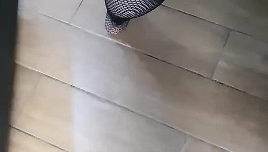 Sialan anal yang luar biasa, dengan air mani mengisi pantat