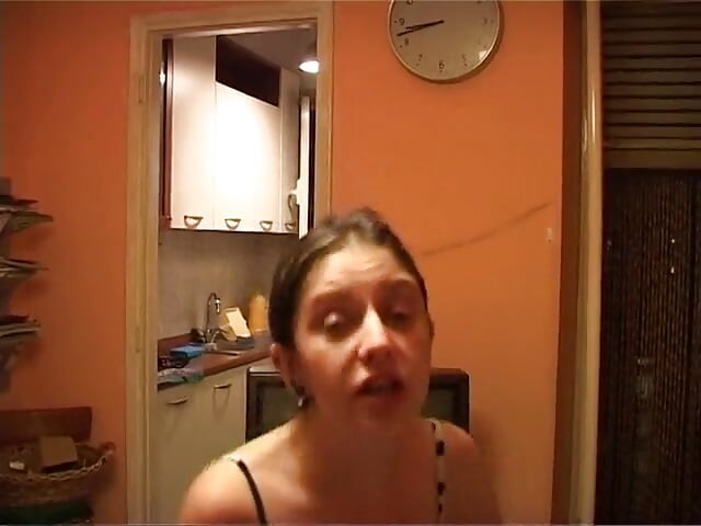 The wife of my neighbor, sucks my cock like no one!