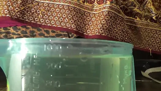 1.5 litres of water spirits and 1 hour desperation till pee challenge! Part 2