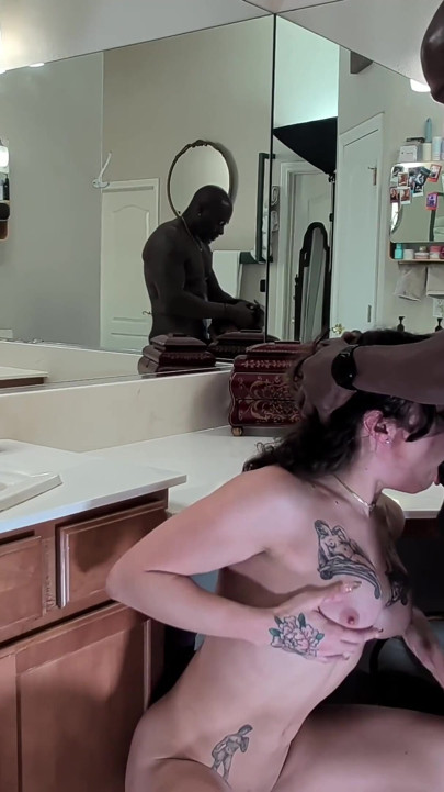 Gigi Ravine & Sir Maxximus Get Dirty After a Deep Cleaning